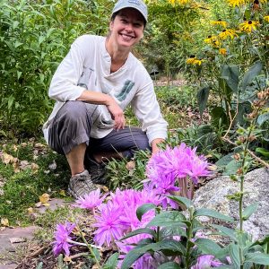 Sat, July 25, 10:30AM-12:30 - Landscaping 101, with Elaine Walker 